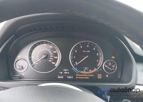 2016 BMW X5 xDrive35I z USA, uszkodzony, nr VIN 5UXKR0C59G0S92746